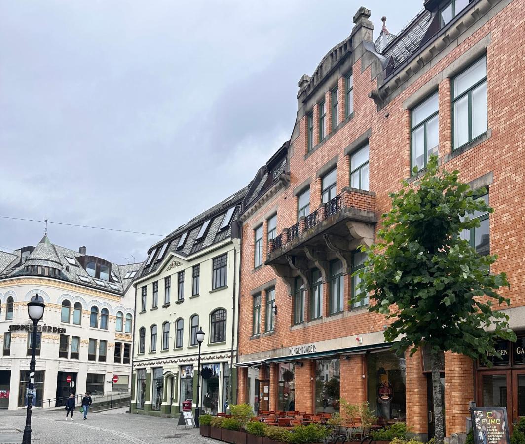 Stunning Penthouse In The City! * Ålesund